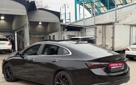 Chevrolet Malibu IX, 2022 год, 1 310 013 рублей, 3 фотография