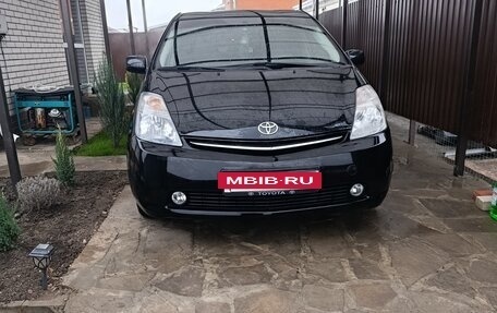 Toyota Prius, 2008 год, 930 000 рублей, 4 фотография