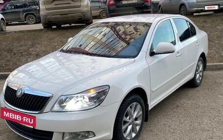 Skoda Octavia, 2011 год, 900 000 рублей, 2 фотография