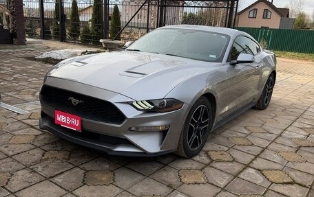 Ford Mustang VI рестайлинг, 2020 год, 4 250 000 рублей, 2 фотография