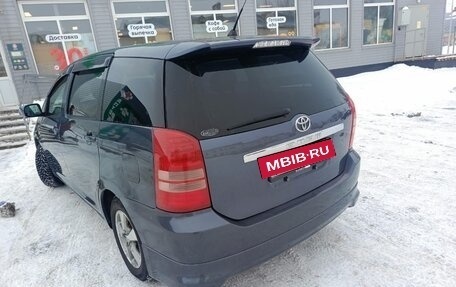 Toyota Wish II, 2004 год, 850 000 рублей, 2 фотография