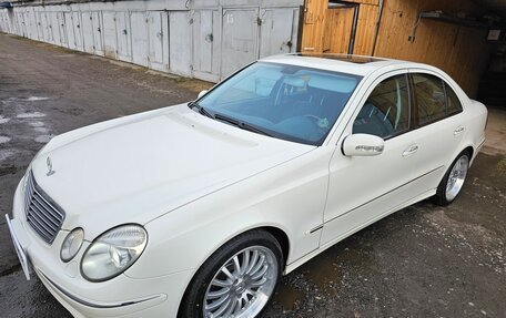 Mercedes-Benz E-Класс, 2003 год, 1 980 000 рублей, 2 фотография