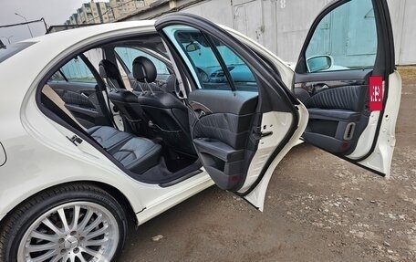 Mercedes-Benz E-Класс, 2003 год, 1 980 000 рублей, 8 фотография