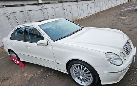 Mercedes-Benz E-Класс, 2003 год, 1 980 000 рублей, 6 фотография