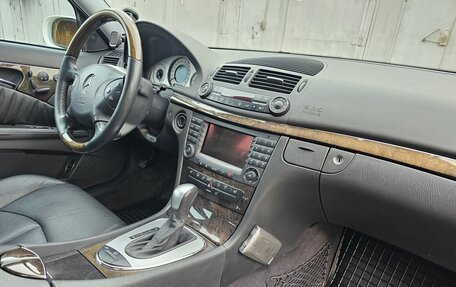 Mercedes-Benz E-Класс, 2003 год, 1 980 000 рублей, 12 фотография