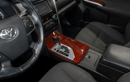 Toyota Camry, 2013 год, 1 590 000 рублей, 13 фотография