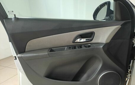 Chevrolet Cruze II, 2010 год, 499 000 рублей, 19 фотография