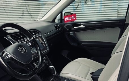 Volkswagen Tiguan II, 2017 год, 2 600 000 рублей, 7 фотография