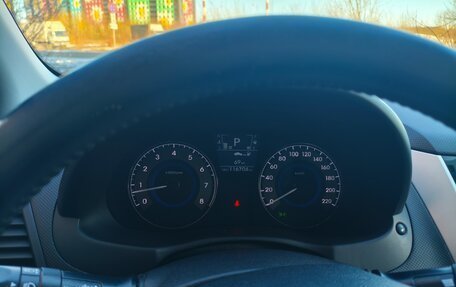 Hyundai Solaris II рестайлинг, 2012 год, 1 100 000 рублей, 5 фотография