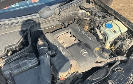 Mercedes-Benz CLK-Класс, 1998 год, 330 000 рублей, 14 фотография