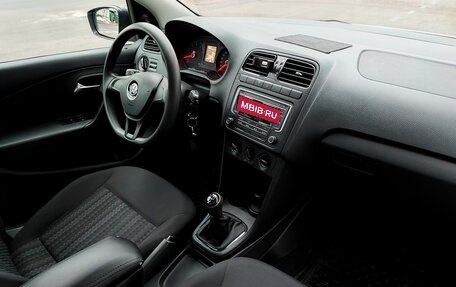 Volkswagen Polo VI (EU Market), 2019 год, 970 000 рублей, 10 фотография