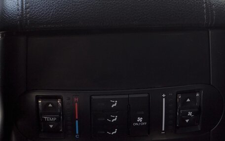 KIA Mohave I, 2011 год, 1 350 000 рублей, 24 фотография