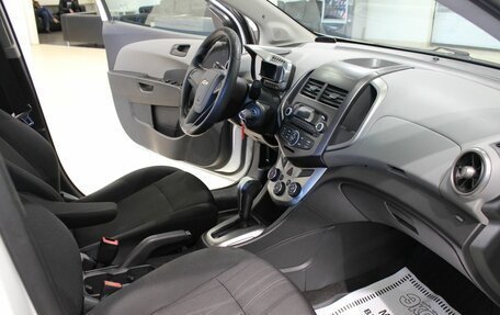 Chevrolet Aveo III, 2014 год, 715 000 рублей, 9 фотография