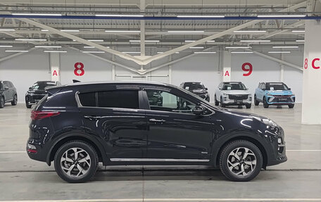 KIA Sportage IV рестайлинг, 2018 год, 2 599 000 рублей, 8 фотография