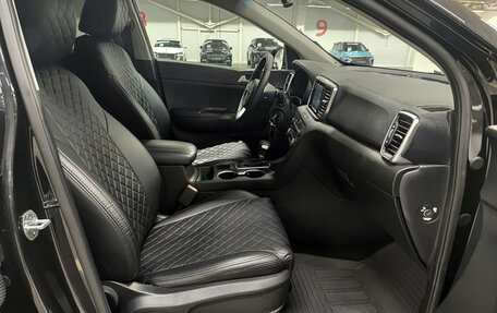 KIA Sportage IV рестайлинг, 2018 год, 2 599 000 рублей, 15 фотография