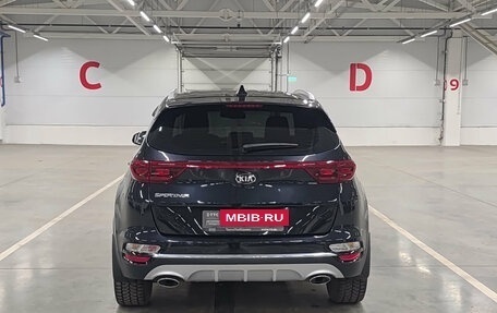 KIA Sportage IV рестайлинг, 2018 год, 2 599 000 рублей, 10 фотография