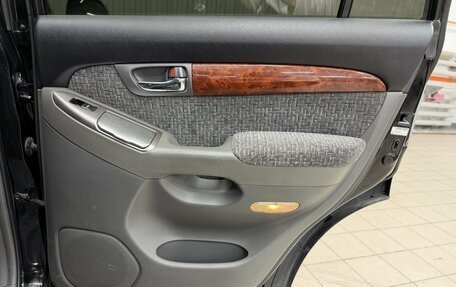 Toyota Land Cruiser Prado 120 рестайлинг, 2008 год, 2 300 000 рублей, 15 фотография