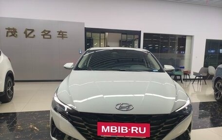 Hyundai Elantra, 2022 год, 1 730 000 рублей, 6 фотография