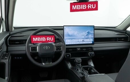 Toyota RAV4, 2026 год, 4 837 444 рублей, 8 фотография