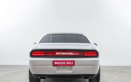 Dodge Challenger III рестайлинг 2, 2013 год, 2 510 444 рублей, 4 фотография