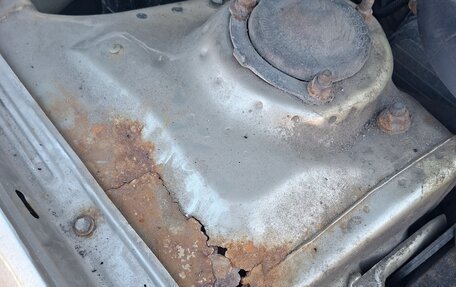 Hyundai Sonata IV рестайлинг, 2004 год, 185 000 рублей, 14 фотография