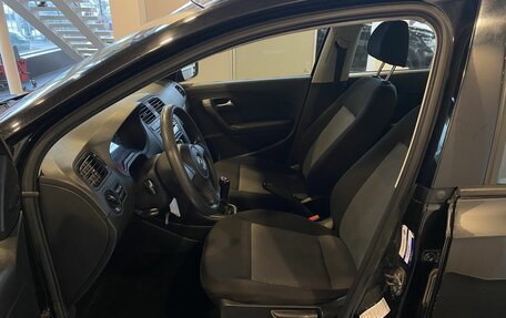 Volkswagen Polo VI (EU Market), 2012 год, 716 000 рублей, 31 фотография