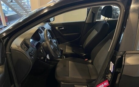 Volkswagen Polo VI (EU Market), 2012 год, 716 000 рублей, 32 фотография