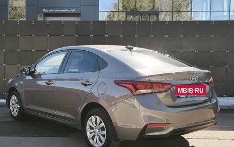 Hyundai Solaris II рестайлинг, 2018 год, 1 301 000 рублей, 9 фотография