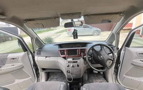 Toyota Noah III, 2003 год, 900 000 рублей, 8 фотография