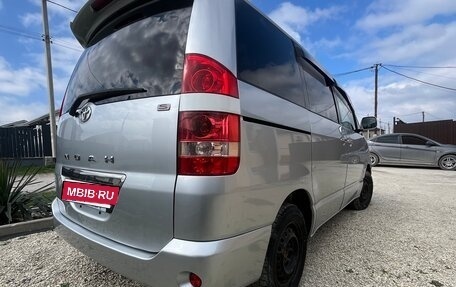 Toyota Noah III, 2003 год, 900 000 рублей, 5 фотография