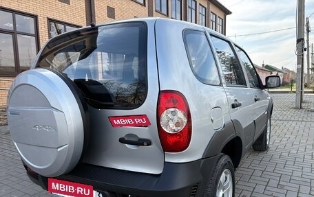 Chevrolet Niva I рестайлинг, 2013 год, 605 000 рублей, 4 фотография