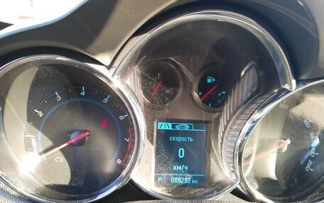 Chevrolet Cruze II, 2013 год, 1 100 000 рублей, 6 фотография