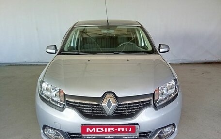 Renault Logan II, 2015 год, 755 000 рублей, 2 фотография