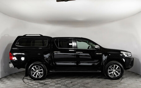 Toyota Hilux VIII, 2016 год, 3 399 000 рублей, 4 фотография