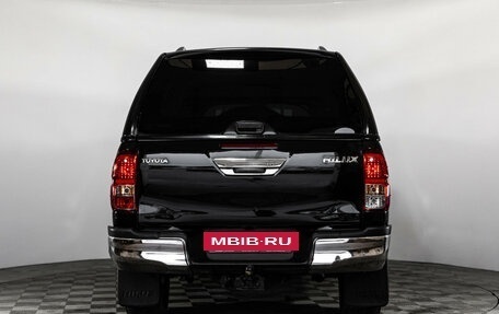 Toyota Hilux VIII, 2016 год, 3 399 000 рублей, 6 фотография