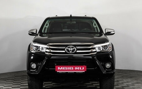 Toyota Hilux VIII, 2016 год, 3 399 000 рублей, 2 фотография