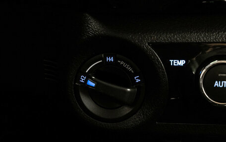 Toyota Hilux VIII, 2016 год, 3 399 000 рублей, 17 фотография