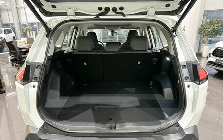 Toyota RAV4, 2025 год, 4 899 000 рублей, 15 фотография