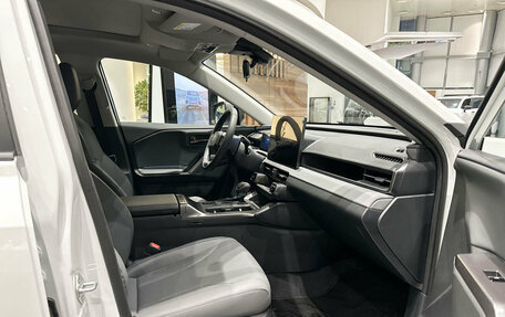 Toyota RAV4, 2025 год, 4 899 000 рублей, 16 фотография