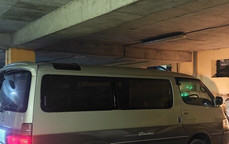 Toyota HiAce H100, 1991 год, 800 000 рублей, 7 фотография