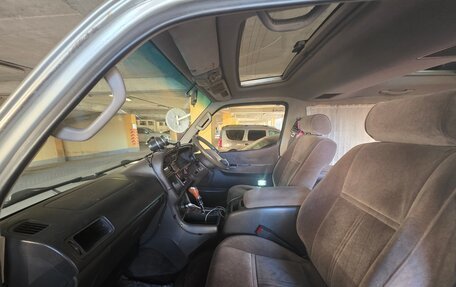 Toyota HiAce H100, 1991 год, 800 000 рублей, 13 фотография