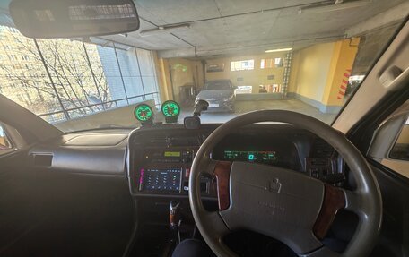 Toyota HiAce H100, 1991 год, 800 000 рублей, 14 фотография