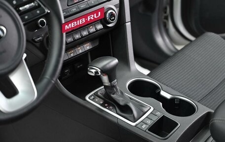 KIA Sportage IV рестайлинг, 2020 год, 2 215 000 рублей, 12 фотография