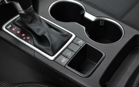 KIA Sportage IV рестайлинг, 2020 год, 2 215 000 рублей, 16 фотография