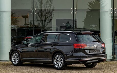 Volkswagen Passat B8 рестайлинг, 2018 год, 1 755 000 рублей, 4 фотография