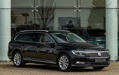 Volkswagen Passat B8 рестайлинг, 2018 год, 1 755 000 рублей, 3 фотография