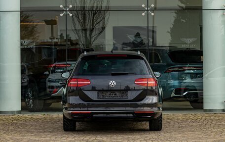 Volkswagen Passat B8 рестайлинг, 2018 год, 1 755 000 рублей, 5 фотография