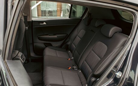 KIA Sportage IV рестайлинг, 2021 год, 2 225 000 рублей, 17 фотография