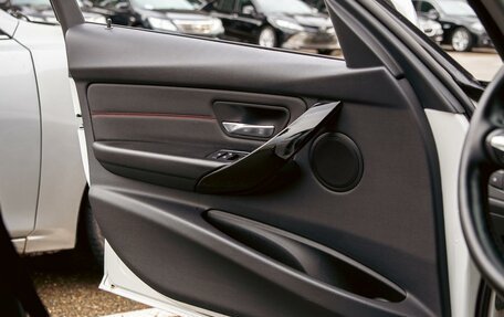 BMW 3 серия, 2015 год, 1 495 000 рублей, 12 фотография