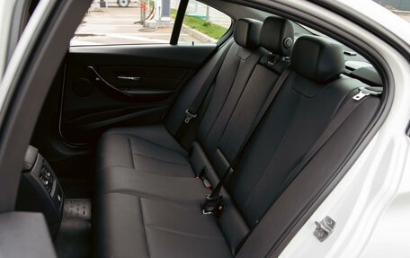 BMW 3 серия, 2015 год, 1 495 000 рублей, 17 фотография